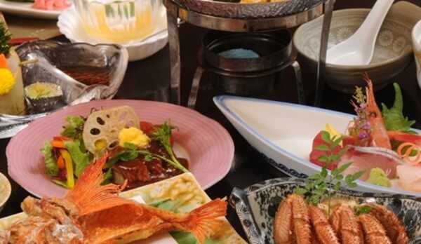 【輝−かがやき−】会席膳　(一例)