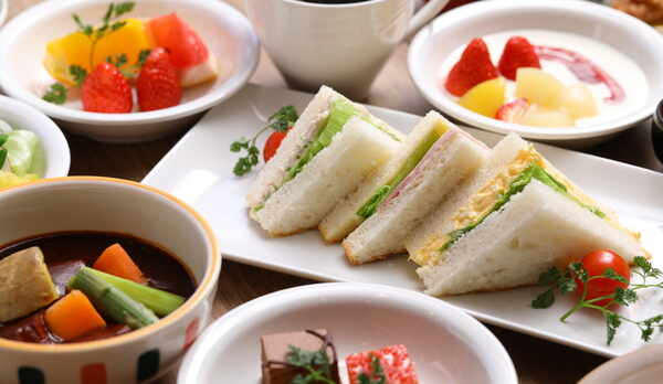 ■味めぐり横丁≪ビュッフェ一例≫