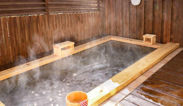 陽の湯 露天風呂