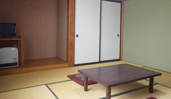 *客室一例／戸狩温泉スキー場車で3分、のんびりとした田舎の雰囲気を味わっていただけます。