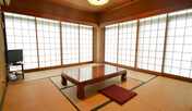 *母屋の和室