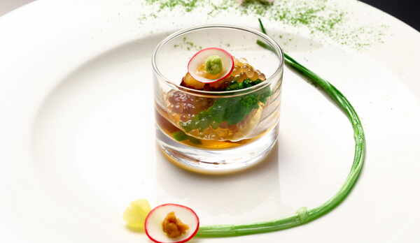 春のお献立 突き 駿河湾産メジマグロ漬け炙りと二種の球体