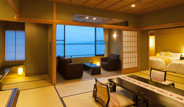 閑雲棟（次の間ベッド付）