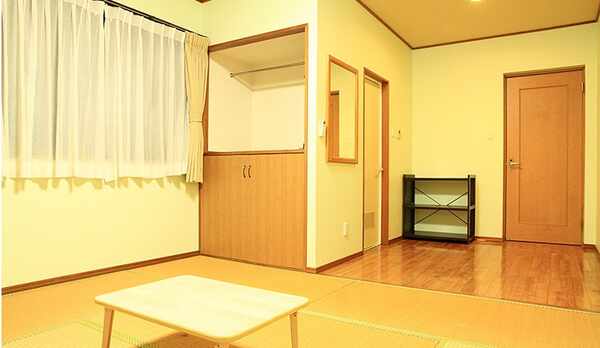 和室（３〜４人部屋）