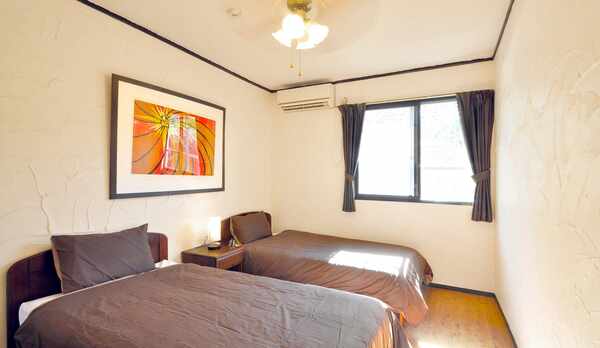 【洋室ツイン】もちろんエアコン完備で快適です！