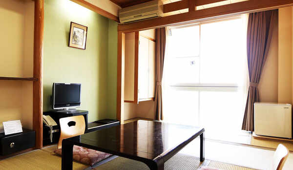 &diams;&diams;静かな空間が作り出す6畳和室&diams;&diams;