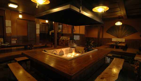 いろりの蕎麦処　築山