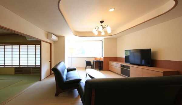 デラックスコーナールーム