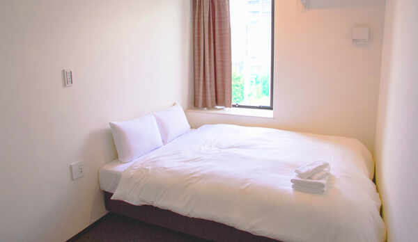 ・ダブルルーム一例：京都駅近ですが、とってもリーズナブル