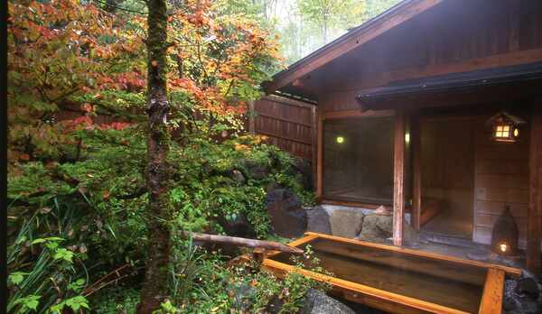 貸切露天風呂「木船」