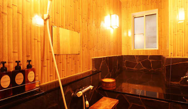 【貸切風呂】当館のお風呂は時間制にて貸切となっております。ゆったりとお寛ぎくださいませ♪