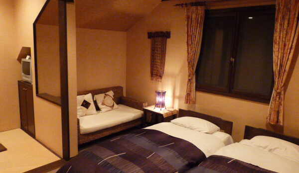 【ミニ和室付】アジアンツインルーム（禁煙）　♪詳細は写真をクリック♪