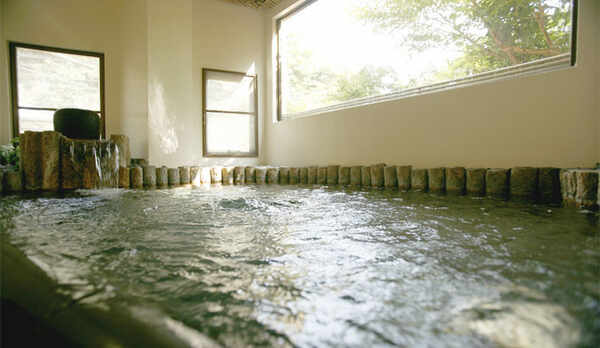 49　八角露天　脇内湯　右下なめ