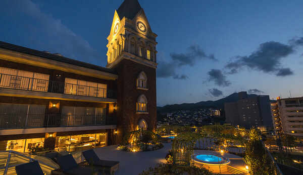 【BOTANICAL GARDEN SPA】イギリスの夜景のような美しいライトアップ。