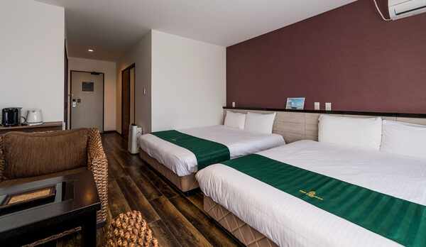 クイーンベッド２台のツインルーム