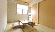 客室一例／和室6畳。一人旅やビジネスに
