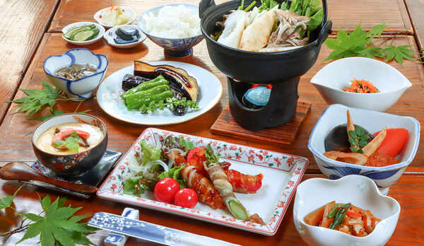 #日替わり夕食　秋田きりたんぽがメインの日もあります