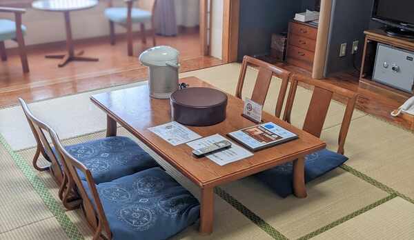 宿泊棟和室10畳（禁煙）