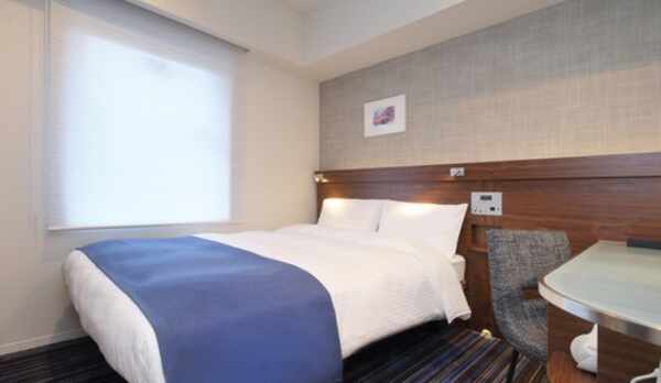 シングル/ダブルルーム