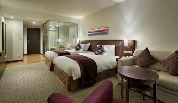 スタイリッシュツイン【シャワーブースタイプ／エントランス側】