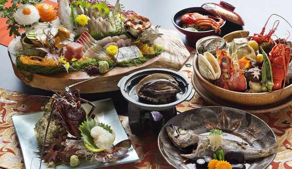 極み会席　食材選びから調理法にまで贅をつくします。