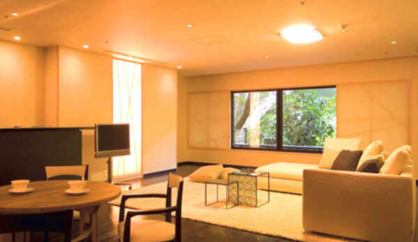 【特別室】（春の１）リビング