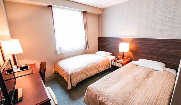 【ツインルーム】１５平米のベット幅１００ｃｍのツインルーム