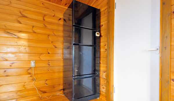 【ログハウス一棟貸+】大きい冷蔵庫なので、たくさん買い込んでも大丈夫！