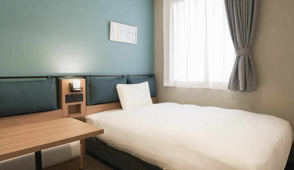 2025年11月5日開業【ダブルスタンダード】ベッド幅140cm◆サータブランドベッド◆広さ15平米