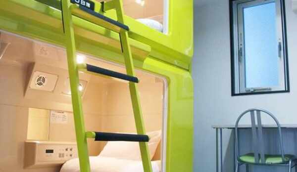 カプセルツイン