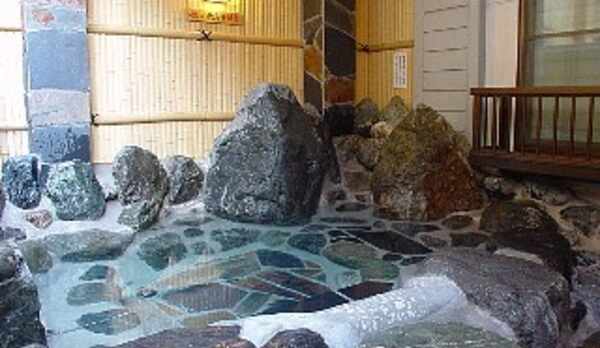 客室露天風呂（例4）