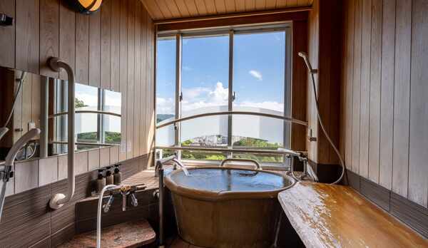 半露天風呂付■和洋室■ユニバーサル【Ｗｉ-Ｆｉ】（夕食付）