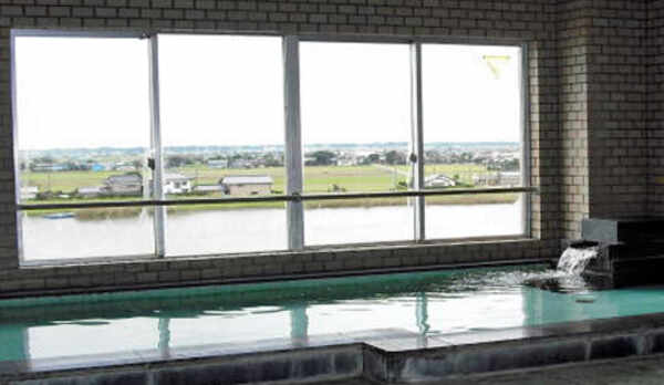 「大浴場」天然ミネラル鉱石を利用したあやめの湯