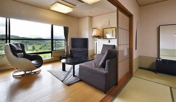 本館最上階７階「浪漫亭・特別室」