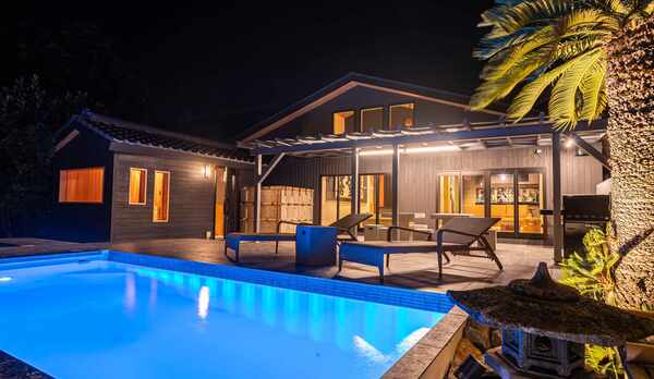 プール（ナイト）