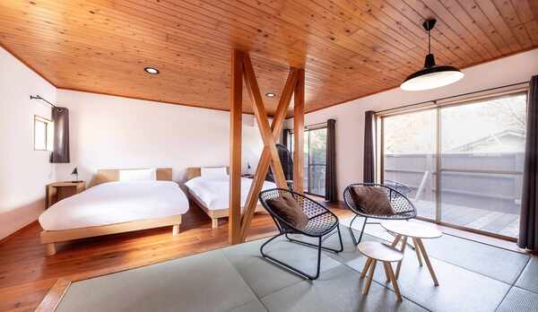 【露天風呂・内風呂付き客室】和洋室ツイン（12帖/40㎡）