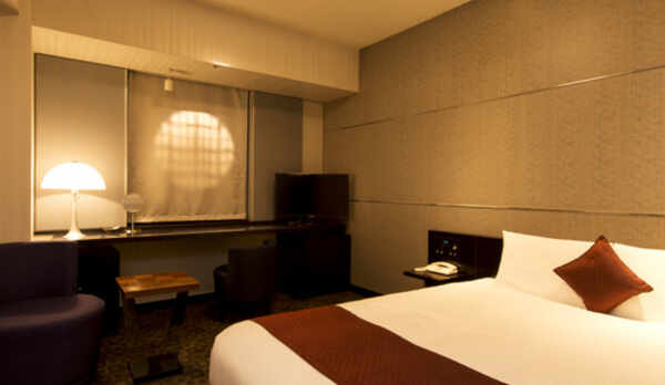 【クイーン】スーペリアルーム（アトリウム側）