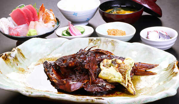 #食事一例＿ボリューム満点の兜煮！