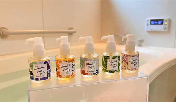 四季の香りを楽しむ変わり湯・・・ゆず湯・菖蒲湯や、アロマオイルを入れたお風呂でリラックス♪　　