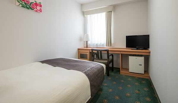 【シングルルーム】13平米/120cm幅ベッド