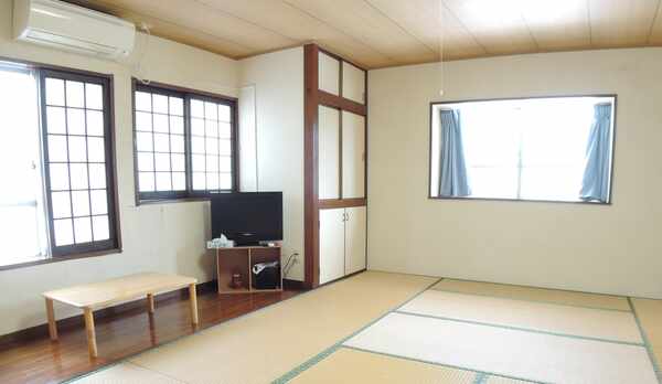 *【本館】和室12畳（バストイレなし）