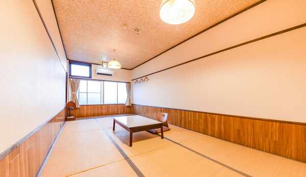 *【大部屋タイプ/一例】6名様までご利用可能。広々としたお部屋でお過ごしください。
