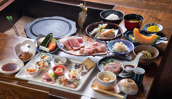 *【弐の膳】食の愉悦。山川の恵みをそのままいただく自慢の会席と厳選されたお酒。