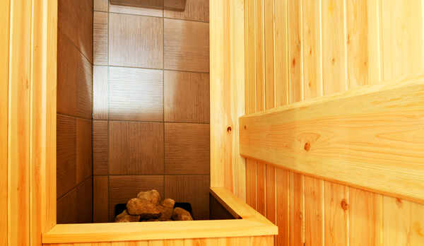 【春遊】サウナ室1