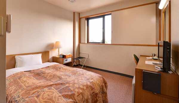 *【部屋／シングル】全室無線LANインターネット接続無料とシャワートイレ完備しております。