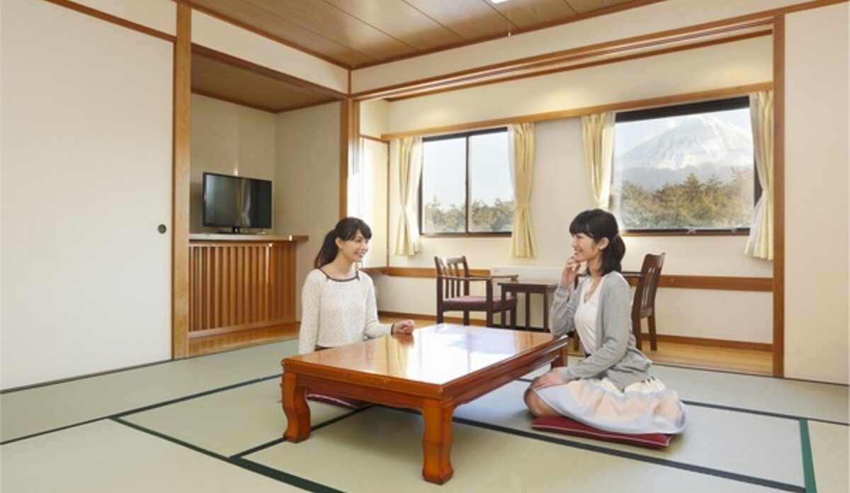 鳴沢のホテル 旅館 宿泊予約 価格 Com