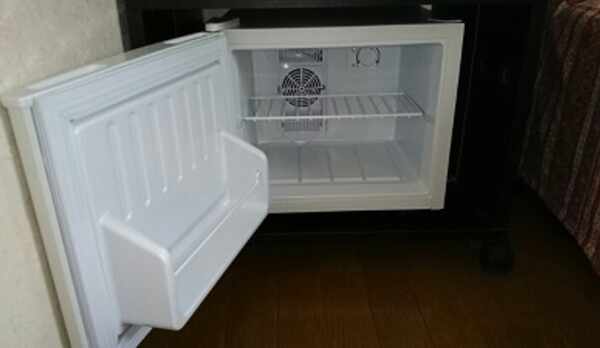 客室小冷蔵庫　静音式