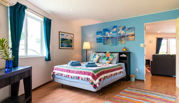 ・メインベッドルーム　映画のワンシーンのようなベッドルーム