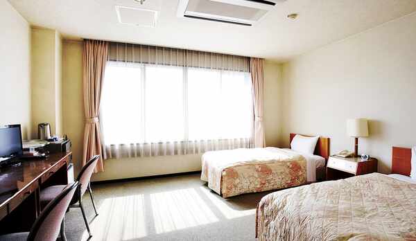 *ツインルーム】洋室は全室琵琶湖向き