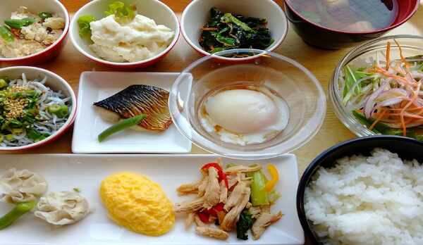 一部ビュッフェスタイルから変更してご提供させて頂いております